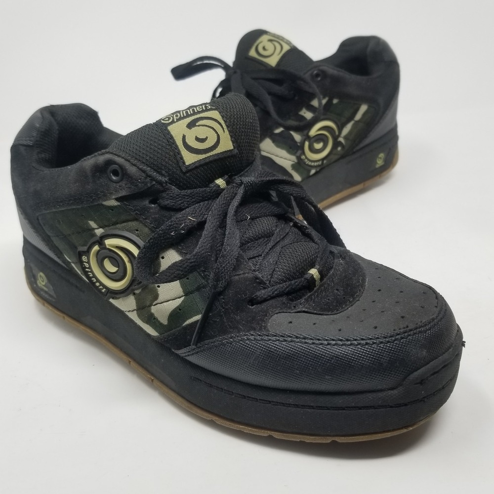 Men's black/camouflage SPINNERS skate roller shoes / sneakers , size 6 Boys